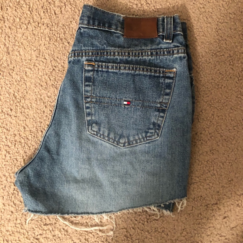High waisted vintage Tommy Hilfiger shorts